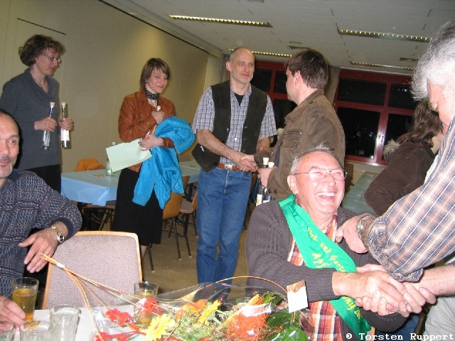 AK2009