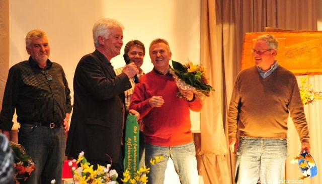 AK2010