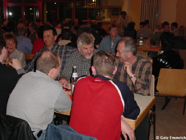 ak2004008