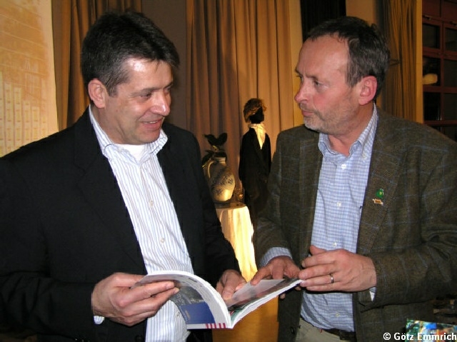 ak2006078