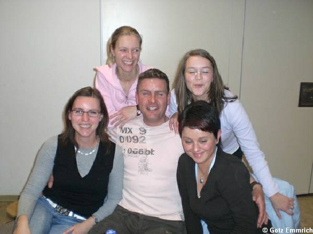 ak2007048