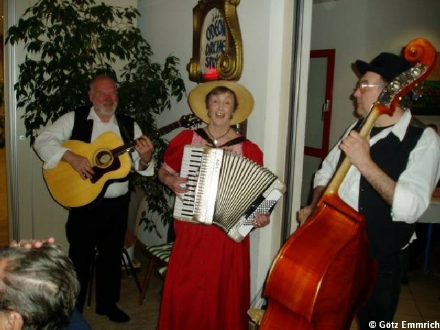 ak2007058