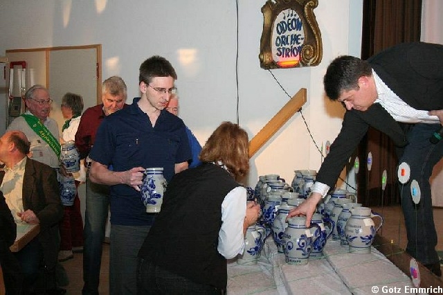 ak2008001