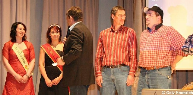 ak2008052